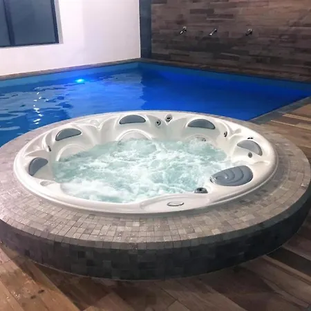 Appartement Rest In Paradise-basen Wewnetrzny,sauna,jacuzzi,silownia,kulkoland I Parking Gratis *